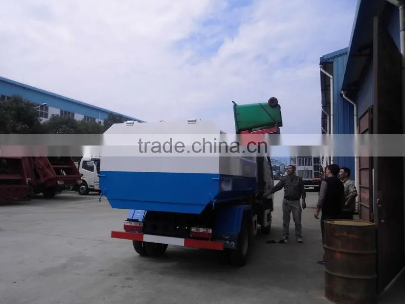 DFAC 2015 new condition chengli light refuse collection vehicle