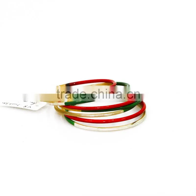 Buffalo Horn bracelet, lacquered fisnishing