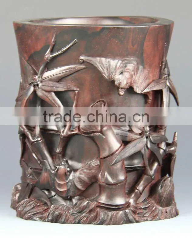 wood carving,"The mother love"