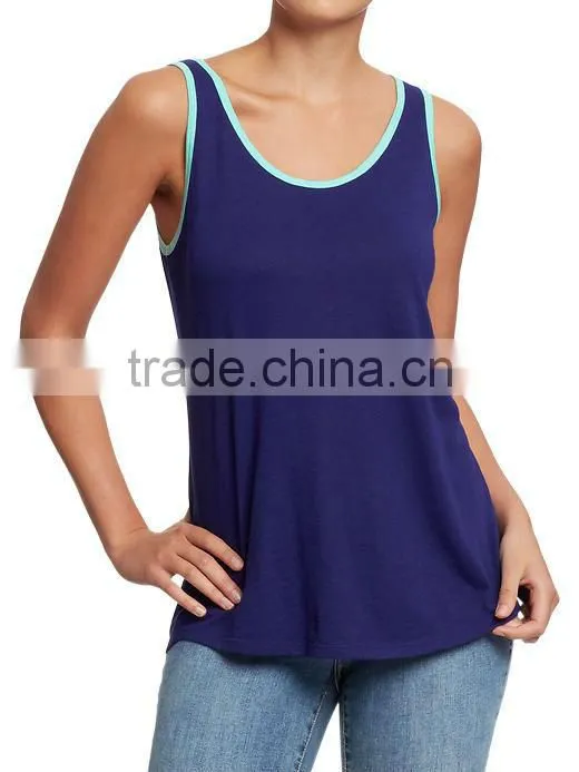 WOMEN'S PINTUCK DESIGN TANK TOP