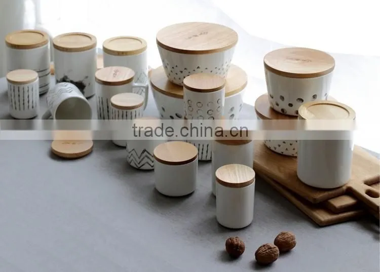 customized household porcelain candle jars with wooden lid