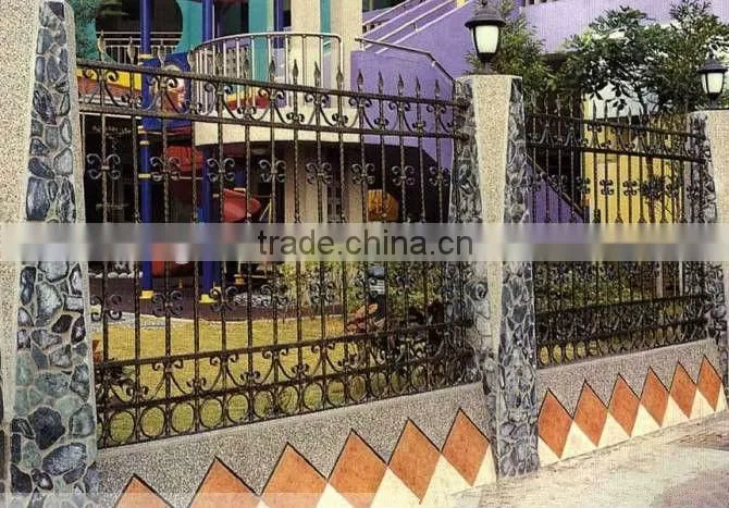2015 Top-selling outdoor artistic iron gate fence