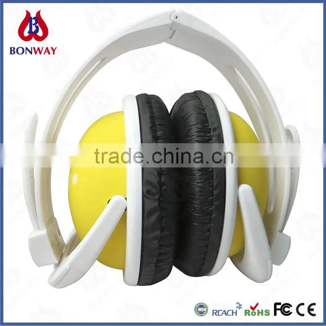 Fashion stylish headset with foldable design for travelling