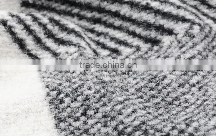2016 black and white new jacquard design wool blend fabric for woman's overcoat