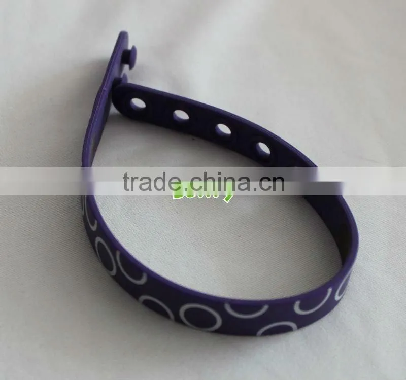 Fashion personalized silicone bracelet maker