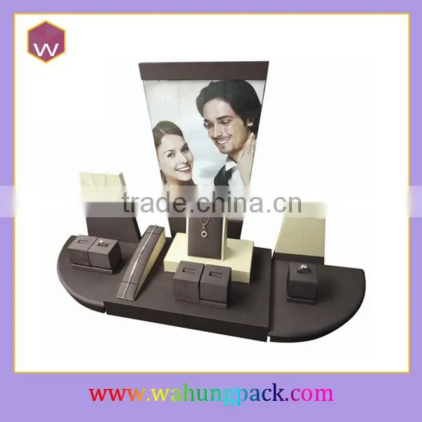 Popular jewelry sets display stand with customized video design