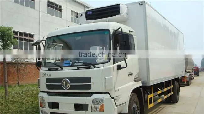 Dongfeng 6.5m compartments long refrigerated truck