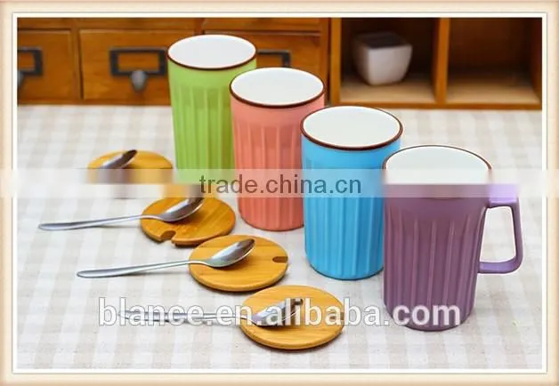 colorful stripe embossed ceramic cup with lid and spoon