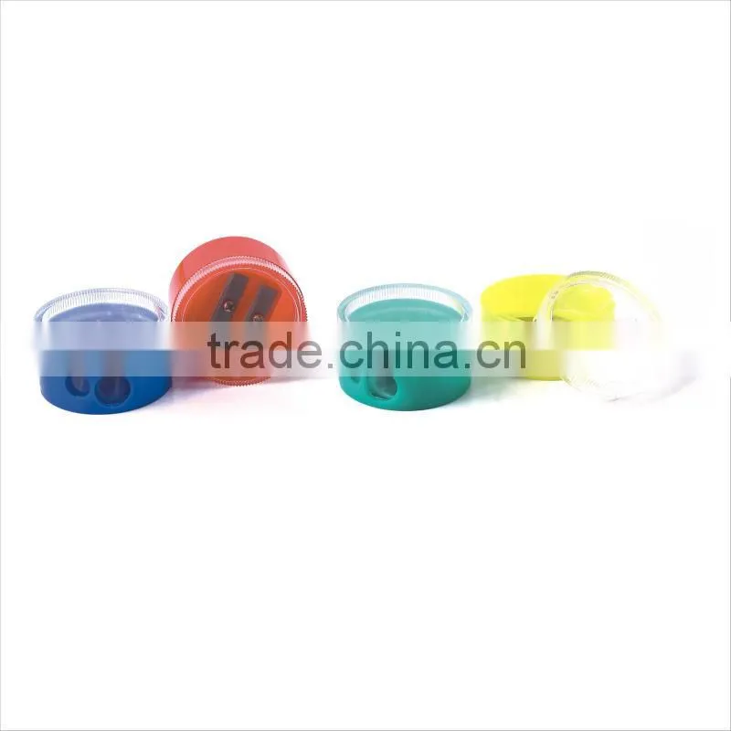 Different Colors 2 Holes Round Plastic Pencil Sharpener/two hole sharpener