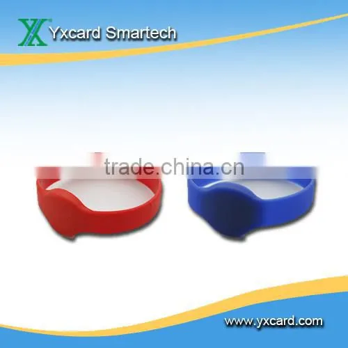 IC 125KHz nominal RFID Wrist band