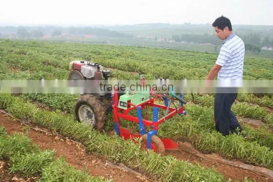 Peanut combine harvester/Peanut harvesting machine /groundnut harvester