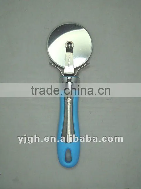 Fashionable Stainless steel pizza cutter