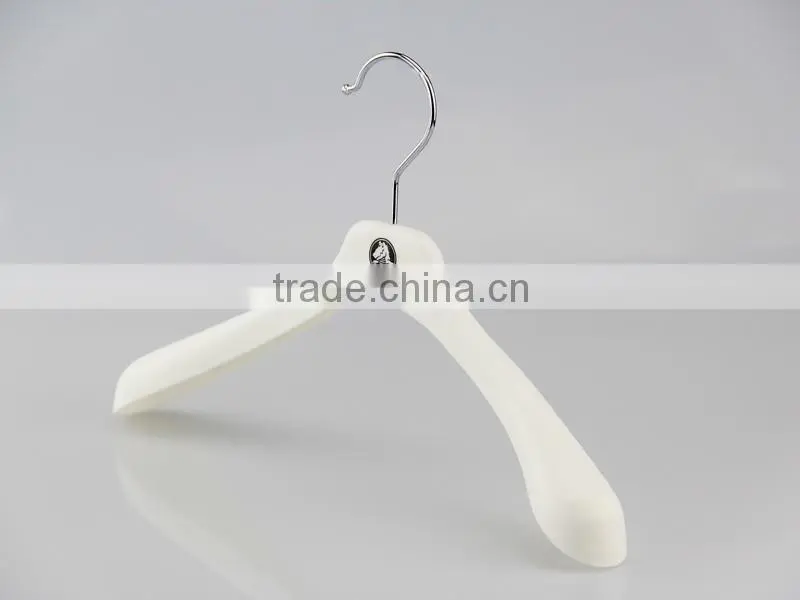 low price kids plastic hanger children plastic hanger for coats
