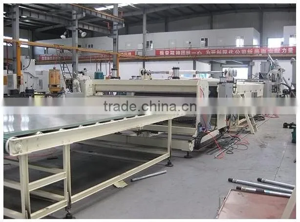 PC corrugated Polycarbonate plastic sheet extrusion machine