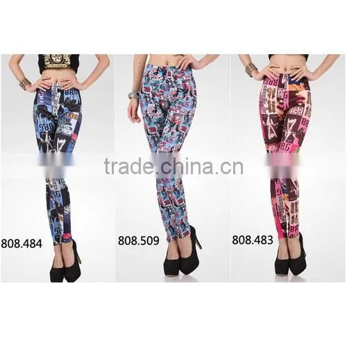 milk silk Christmas leggings, Yoga Leggings, pattern leggings, milk silk leggings at stock
