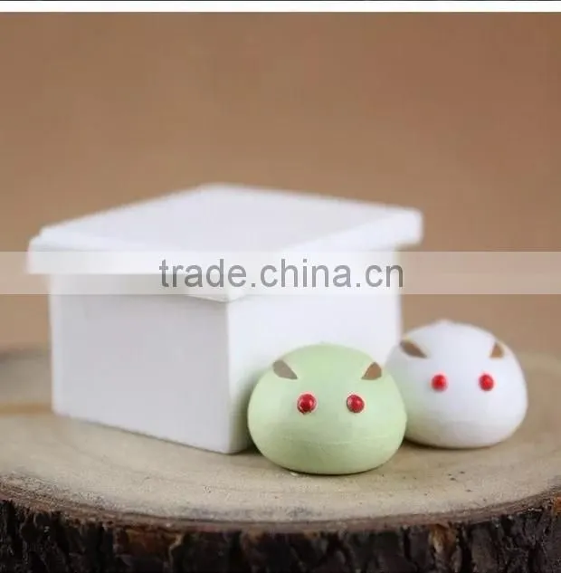 Lovely popular cat toy plastic figure /cute toy for kids