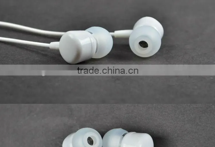 ULDUM best selling bass earphone illuminated candy earphone for children and girls