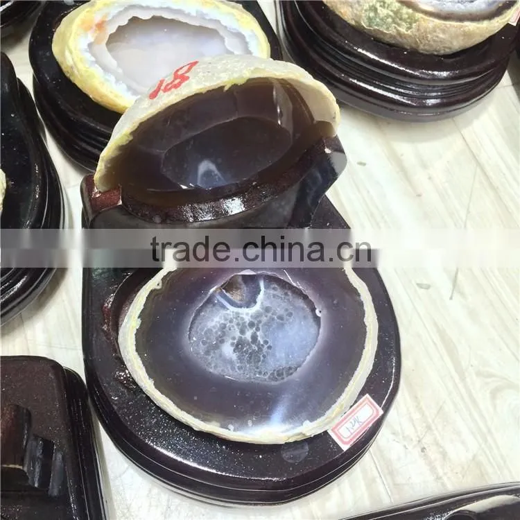 Natural Agate Geode Feng Shui Crystal Ornaments