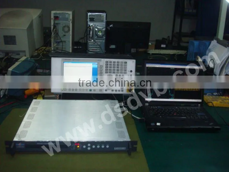 QPSK/8PSK DVB-S2 uplink modulator