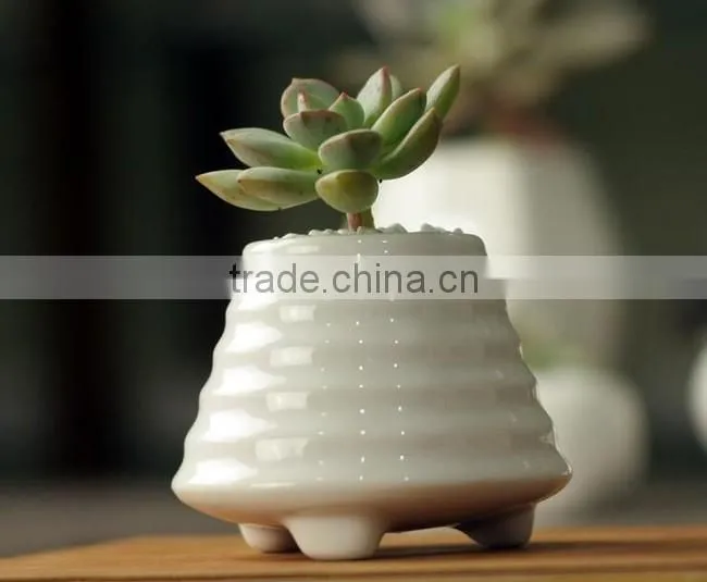 New design white glazed indoor small decorative planters with foot