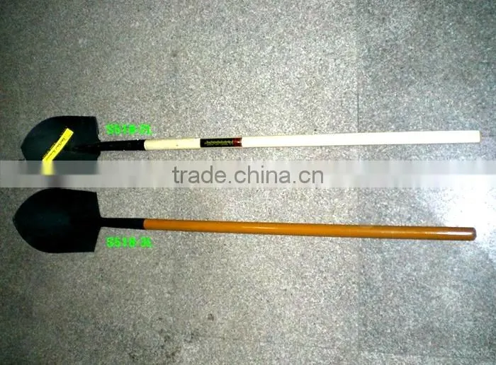 518 shovel with wooden handle
