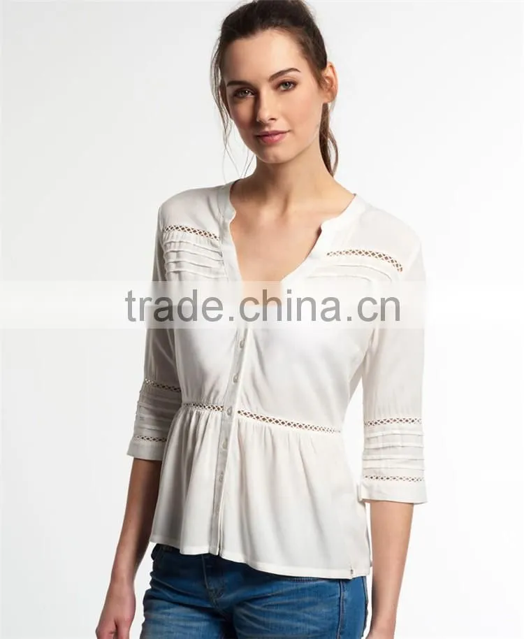 2016 Guangzhou Shandao OEM/ODM Custom Design Women Autumn 3/4 Sleeve V Neck Ruffle Bottom Cotton White Tops