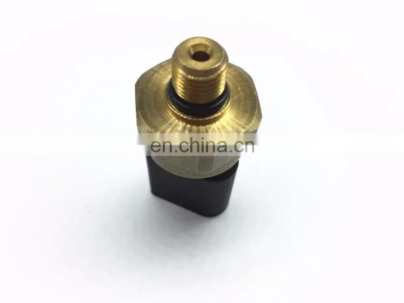 Fuel Pressure Switch for Audi VW 03C906051A 03C 906 051A