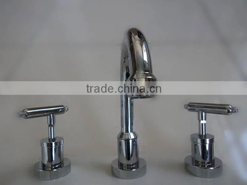 kitchen faucet