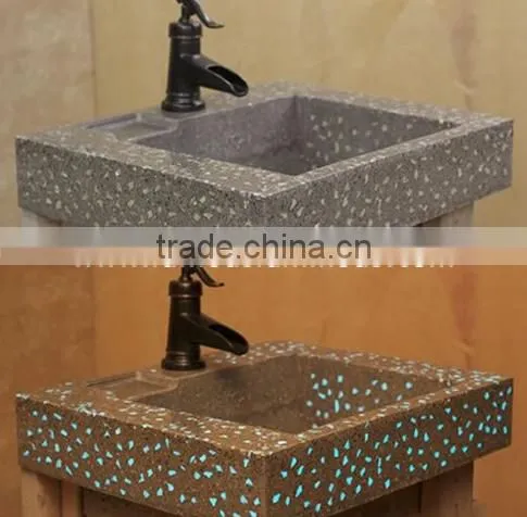 glow in the dark rocks stone