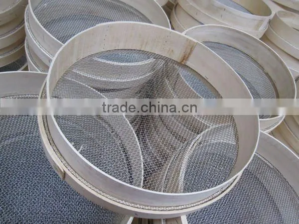 Diamenions Wooden flour sieve