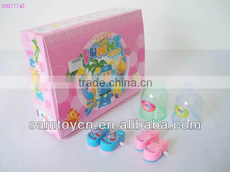 12pcs cartoon shape of wind up funny toys