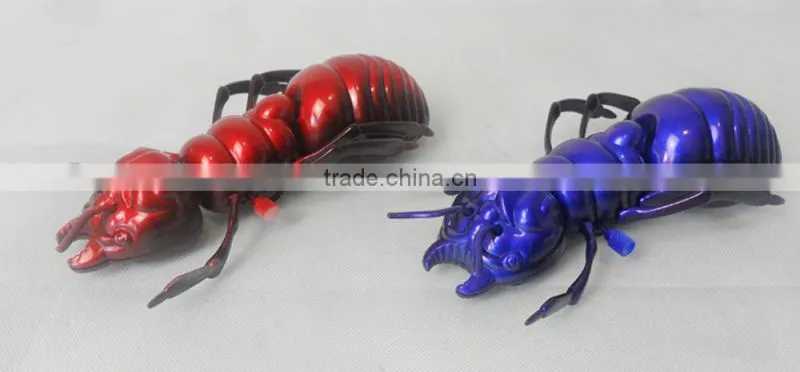 Wind up plastic ant toy