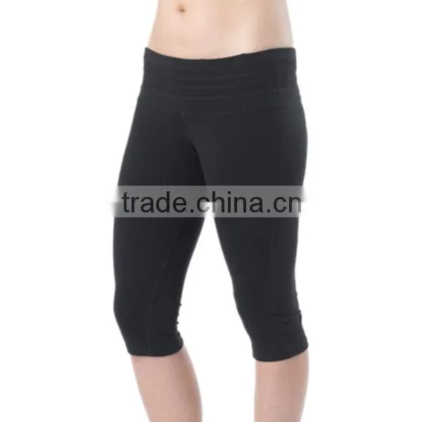 Four-way stretch Semi-fitted low-rise yoga pants models