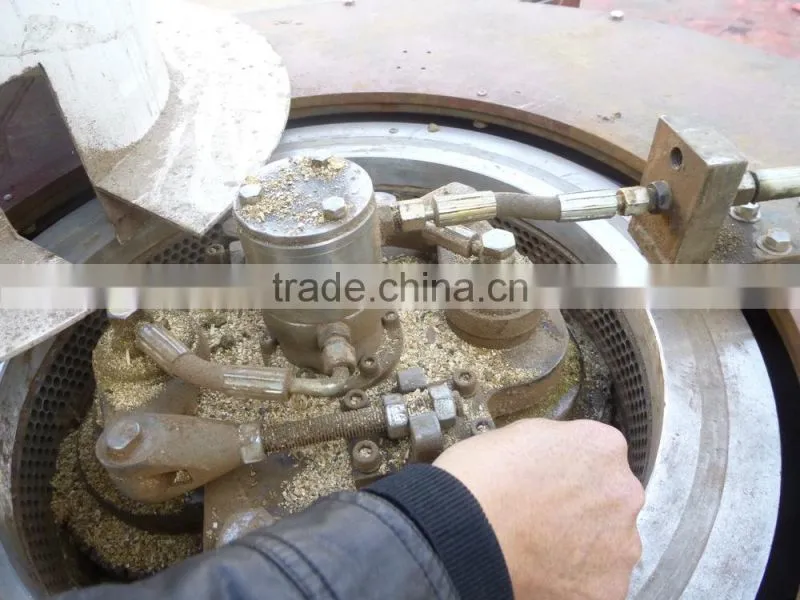 MKL450-75 ring die wood pellet press spare parts----- a set of roller