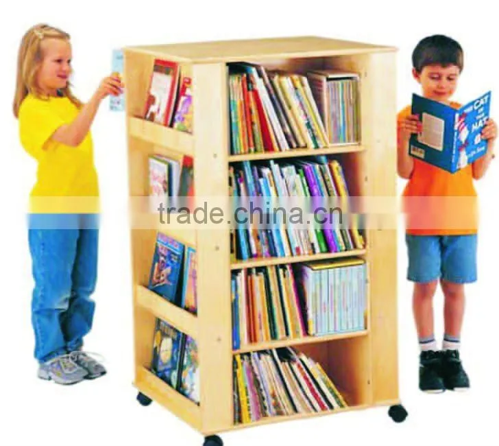 Kindergarten children play toys hole ball(A-22305)