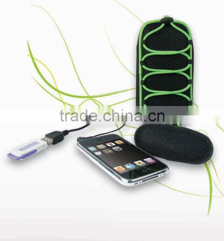 Workable with USB flash drive and memory cards Built-in-player speaker