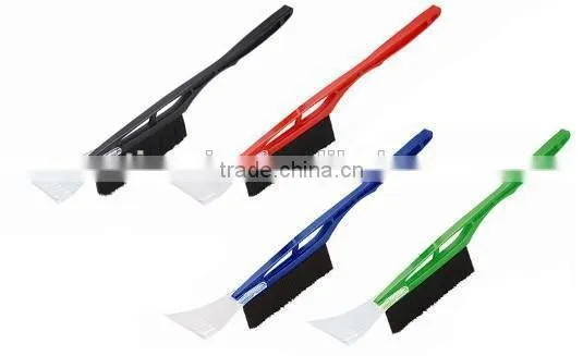 snow brush with EVA hand protector for Alibaba IPO in USA
