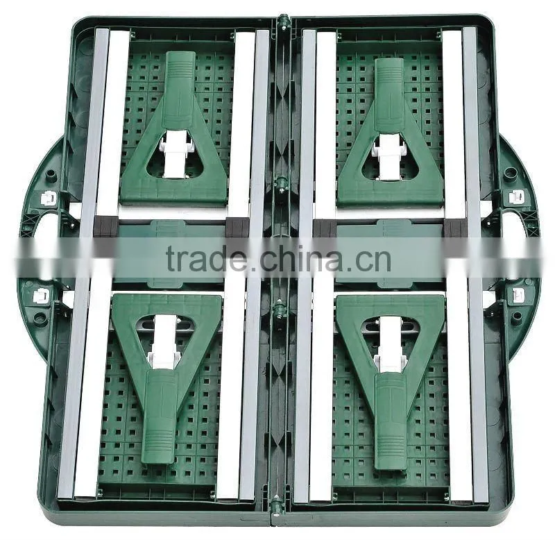 Outdoor Plastic Folding Table