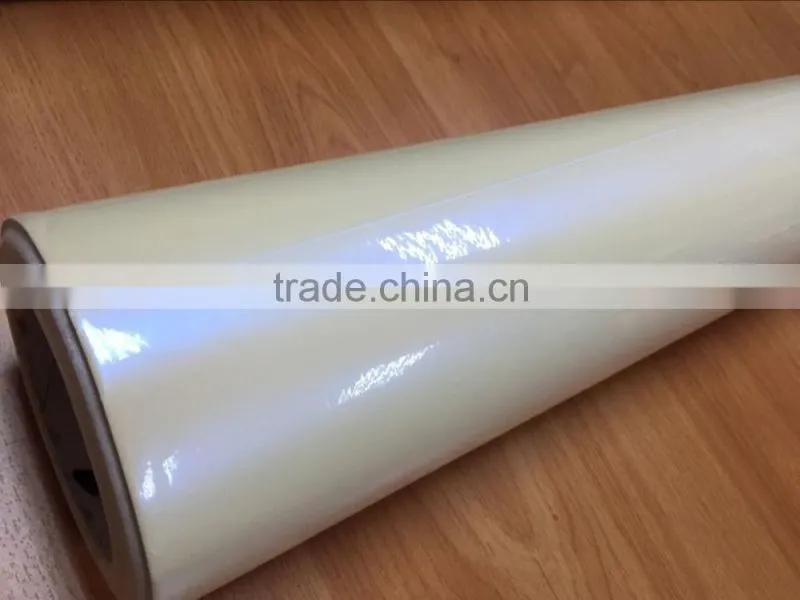 Wholesale 1.52*20m chameleon white pearl vinyl film,chameleon white to blue car sticker with air free bubbles