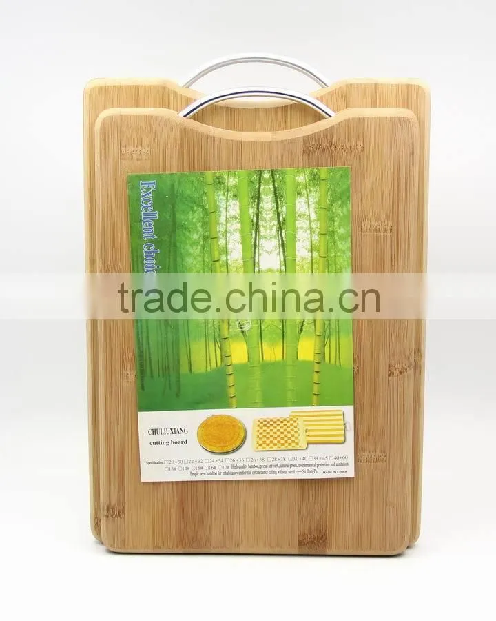 round bamboo serving plate
