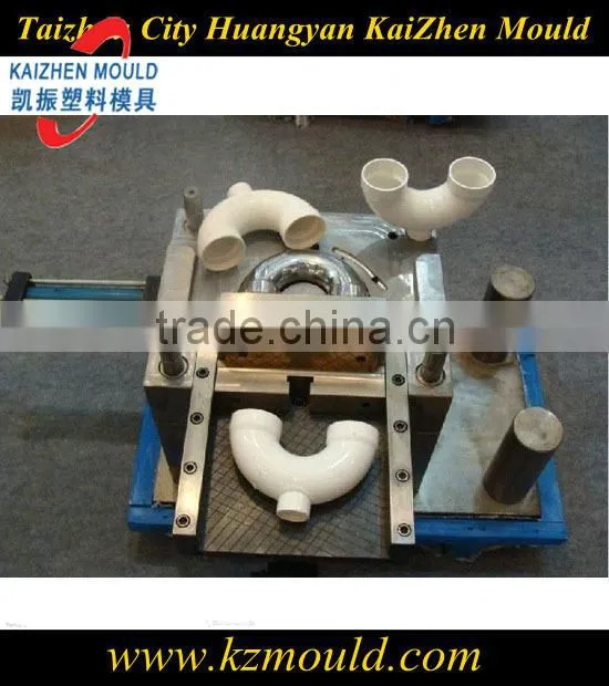 Plastic injection pipe fitting mold