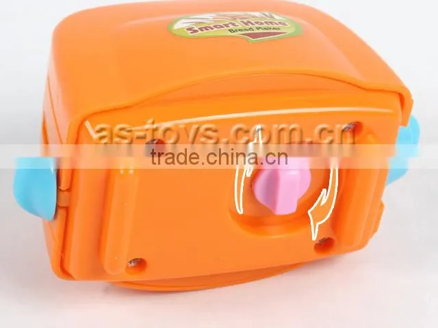 New arrival wind up kitchen bread maker toy mini kids wind up toaster toy