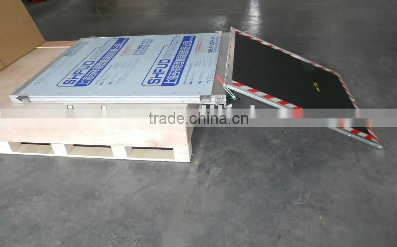 Manual Wheelchair Ramp for Low Floor Bus