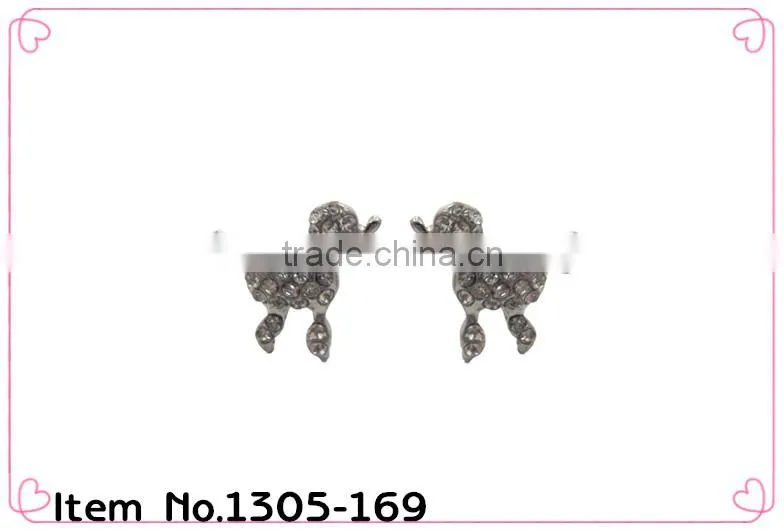 2014 black metal earrings