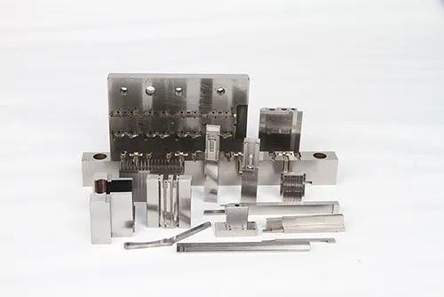 Dongguan Yize Mould company overview - view 1