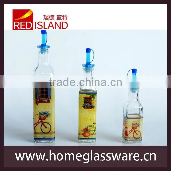 glass oil and vinegar bottle kitchenware with oil nozzle
