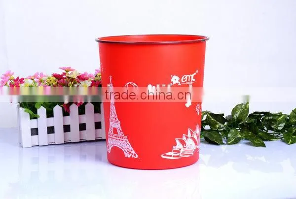 Eiffel tower pattern dustbin
