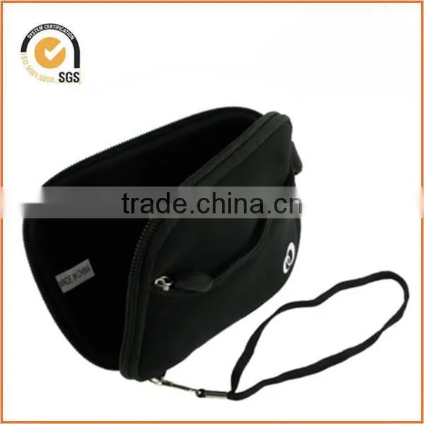 TomTom Leather Carry Case for 4.3- and 5-Inch GPS (Black)