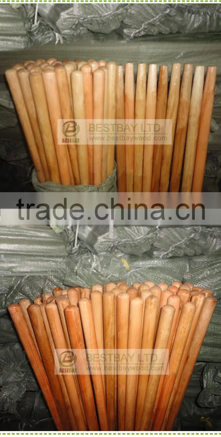 Varnish painted wooden rake handle made in China