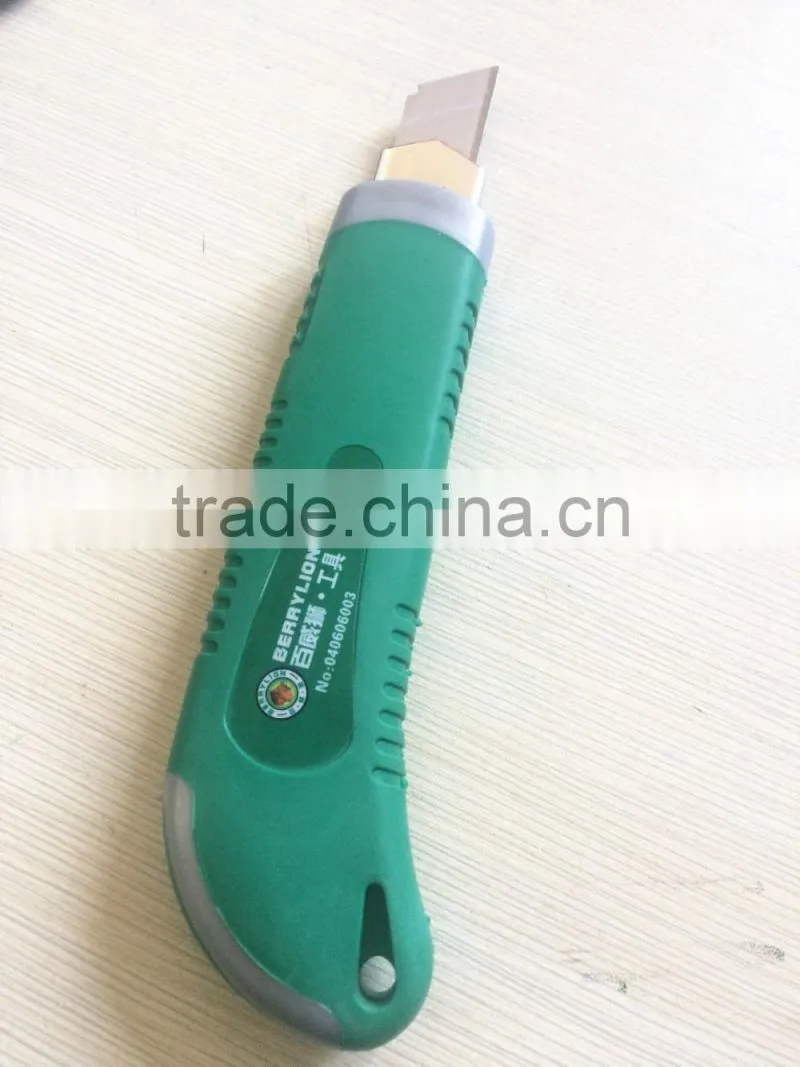 BERRYLION 3pcs blades utility knife for box and wallpaper with rubber coat